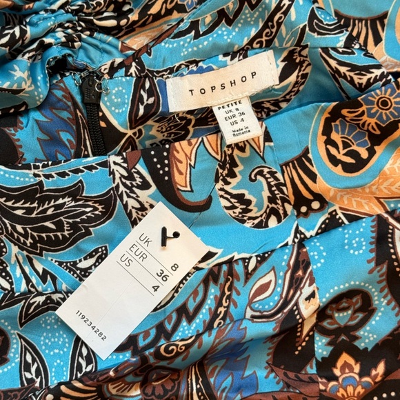 Topshop NWT Blue Paisley Cutout Backless Halter Festival Maxi Dress- Size 4 - Picture 7 of 9